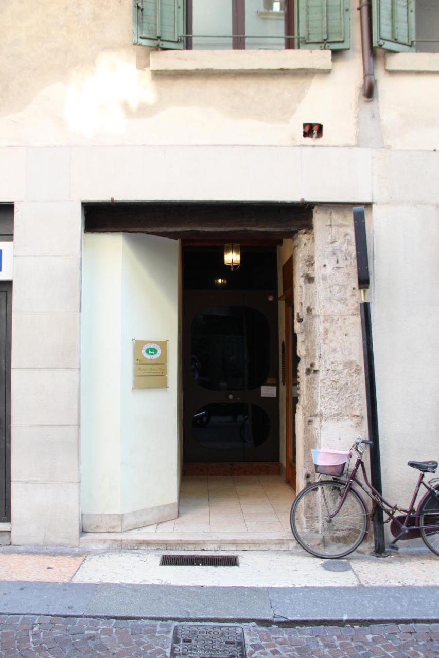 Ferienwohnung Residenza Buglioni Piazza Erbe Verona Exterior foto